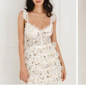 V. Chapman NWT Fiorenza dress Size 02 in Yellow Supertunia